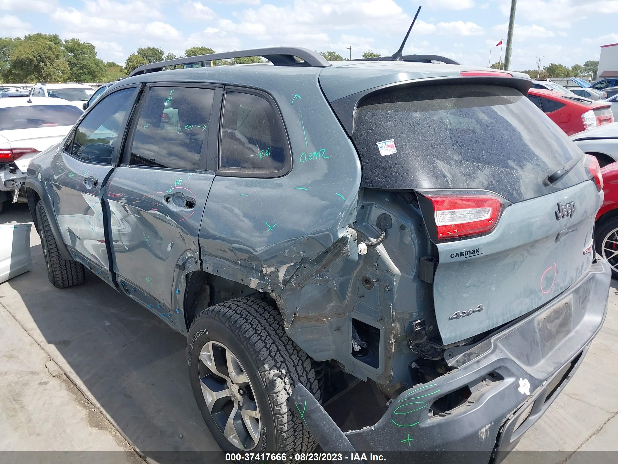 Photo 2 VIN: 1C4PJMBS8EW277176 - JEEP CHEROKEE 