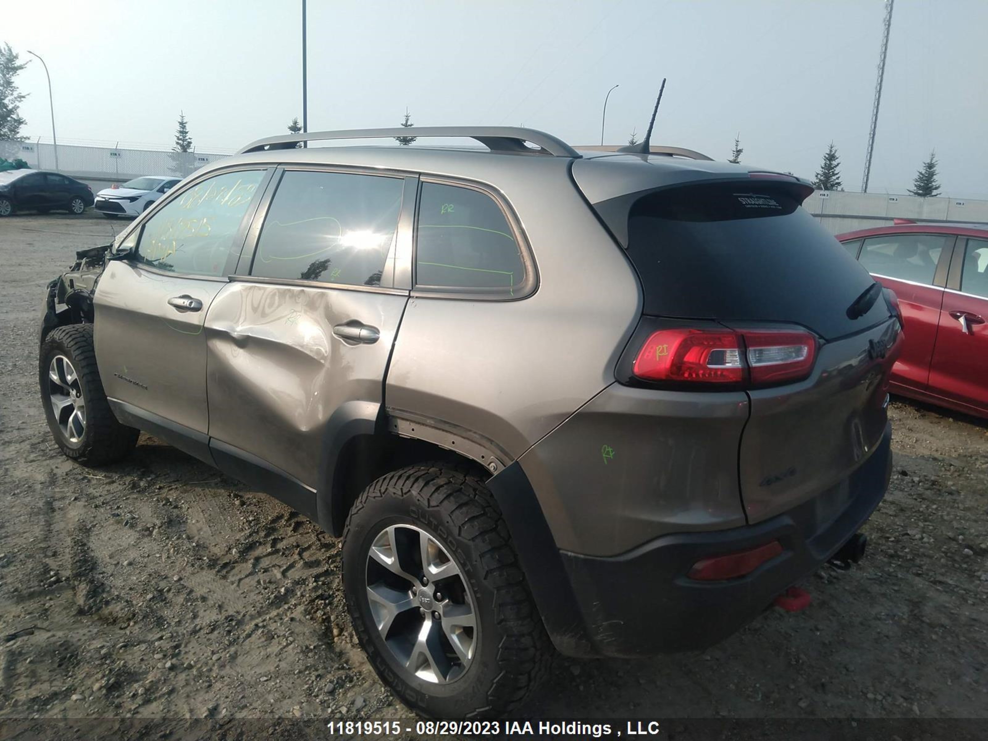 Photo 2 VIN: 1C4PJMBS8GW224772 - JEEP CHEROKEE 