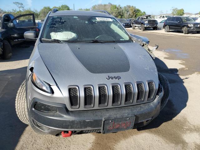 Photo 4 VIN: 1C4PJMBS8HW564084 - JEEP CHEROKEE T 