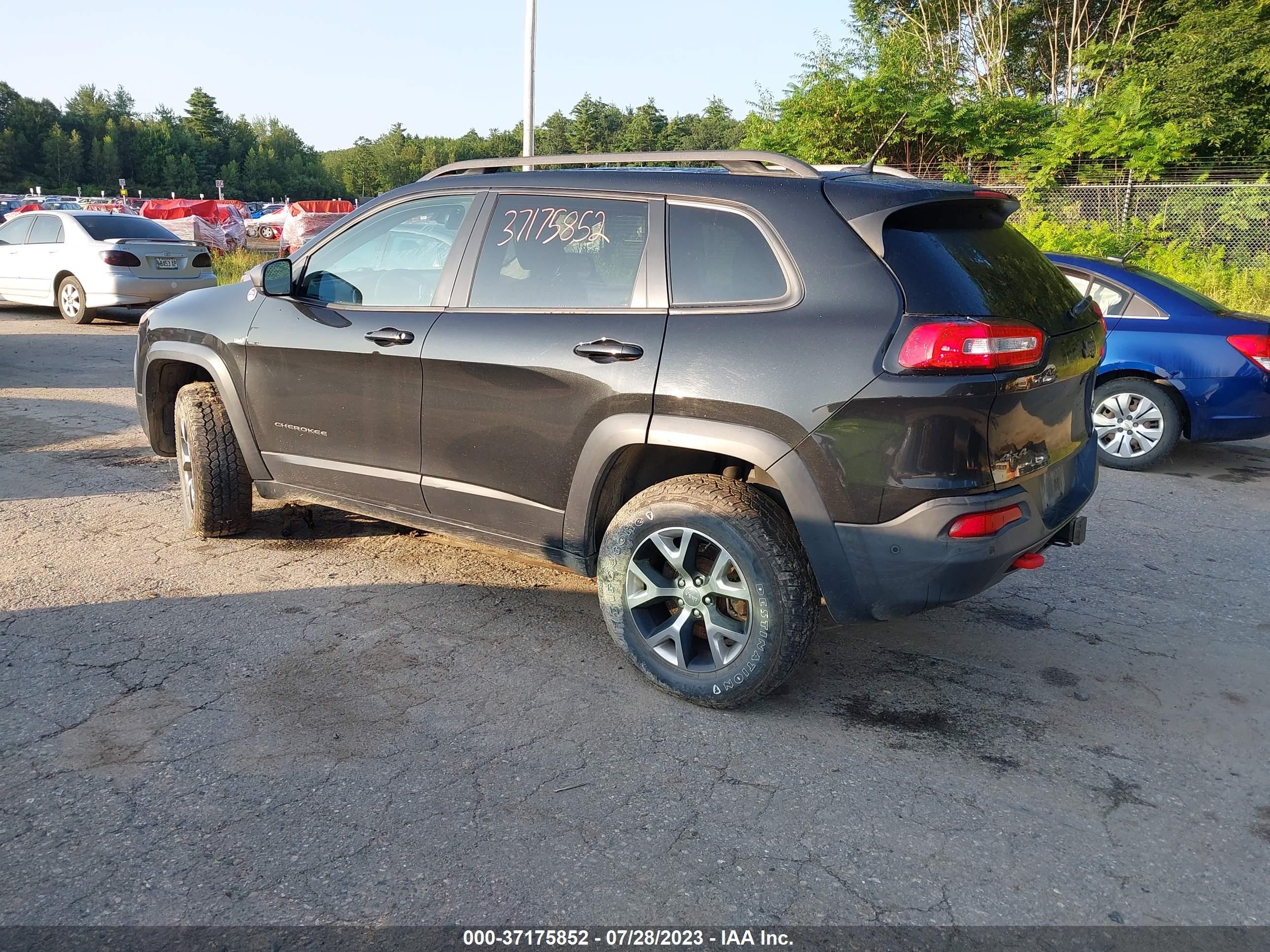 Photo 2 VIN: 1C4PJMBS9EW284279 - JEEP CHEROKEE 