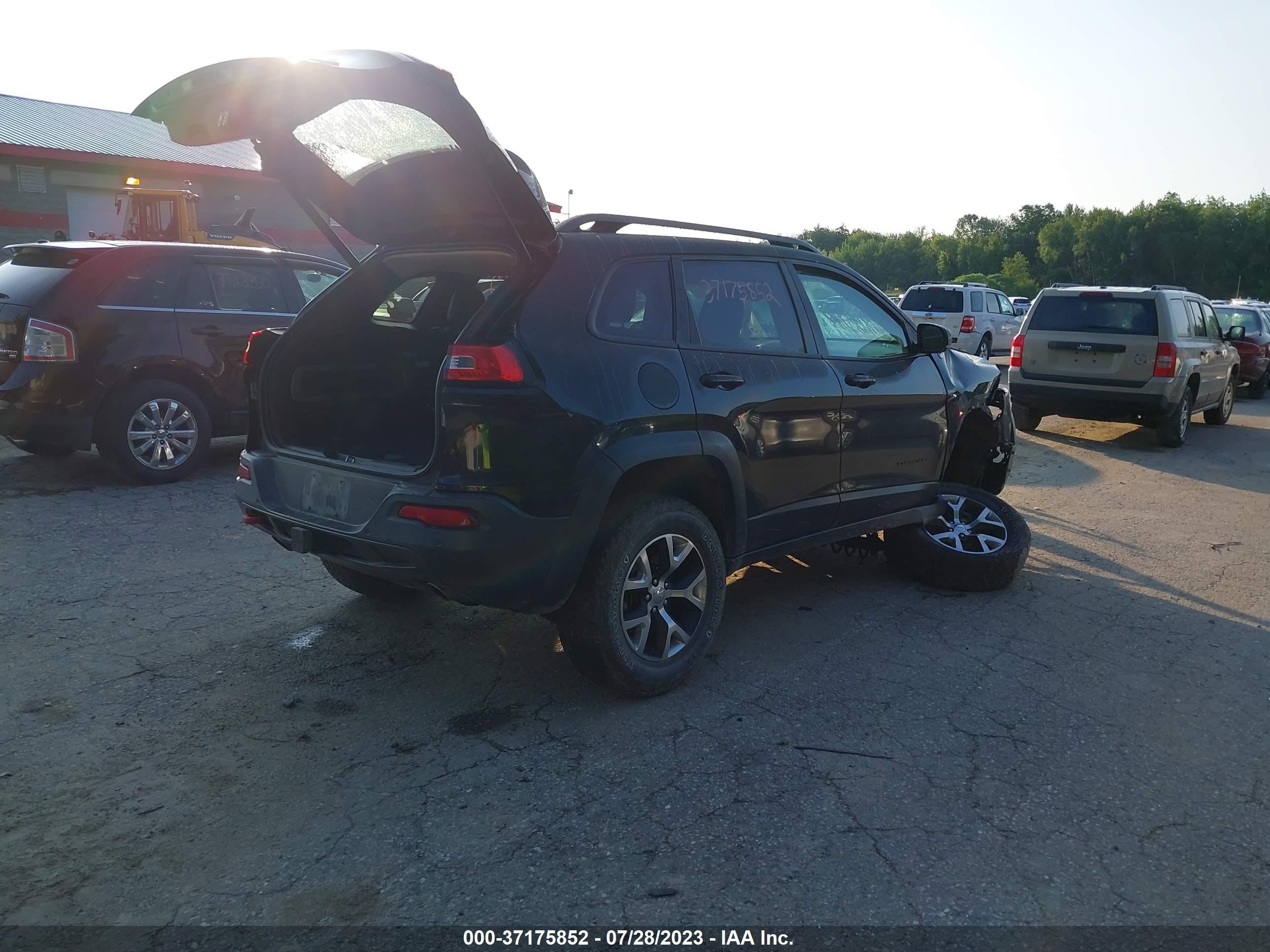 Photo 3 VIN: 1C4PJMBS9EW284279 - JEEP CHEROKEE 