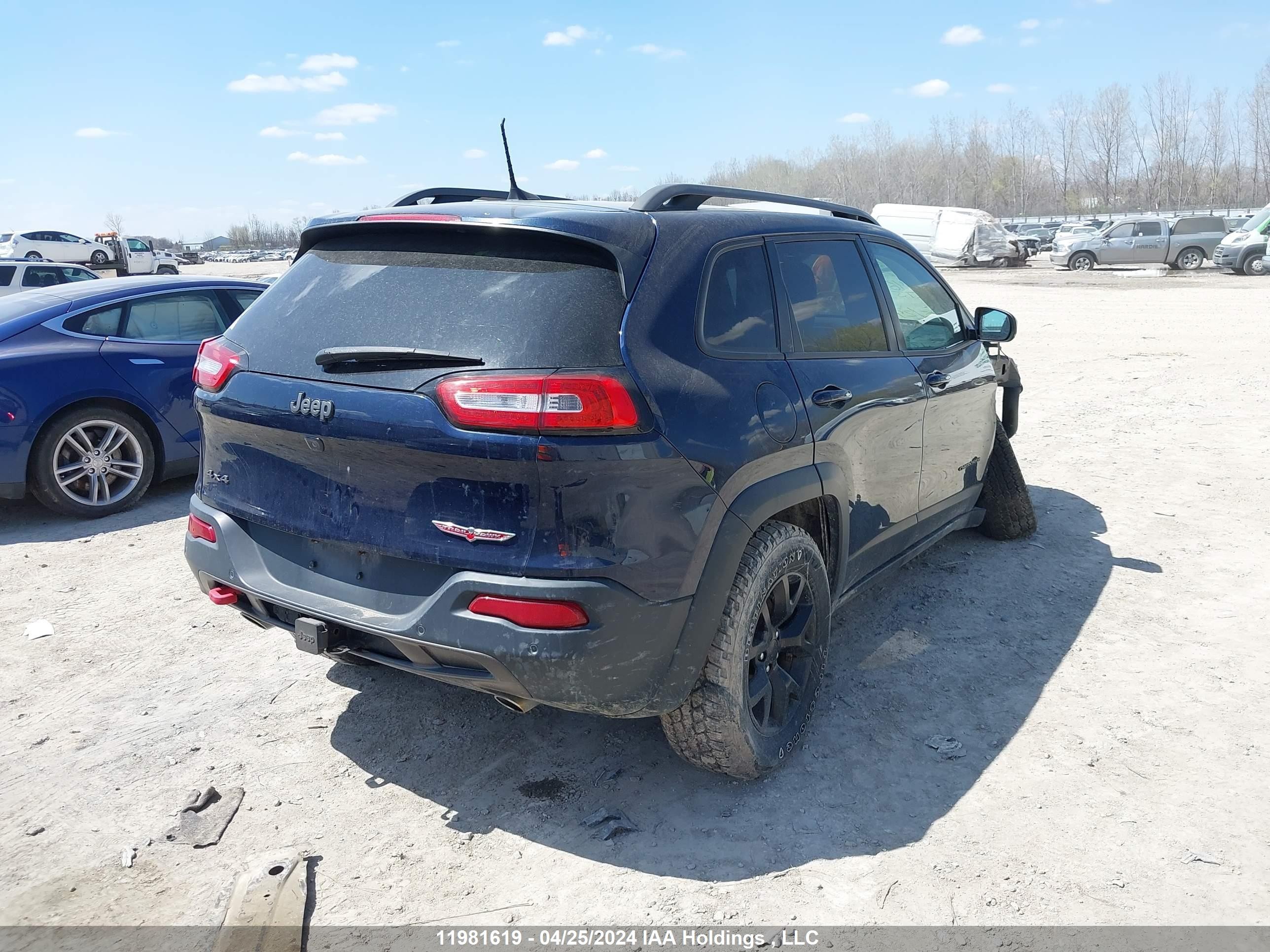 Photo 3 VIN: 1C4PJMBS9GW146745 - JEEP CHEROKEE 