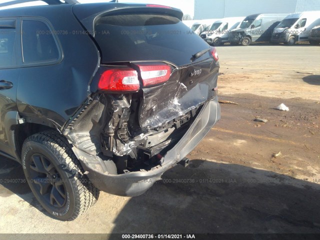 Photo 5 VIN: 1C4PJMBS9GW317073 - JEEP CHEROKEE 