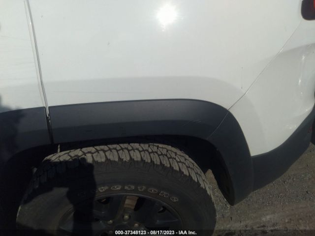 Photo 5 VIN: 1C4PJMBS9HD221151 - JEEP CHEROKEE 