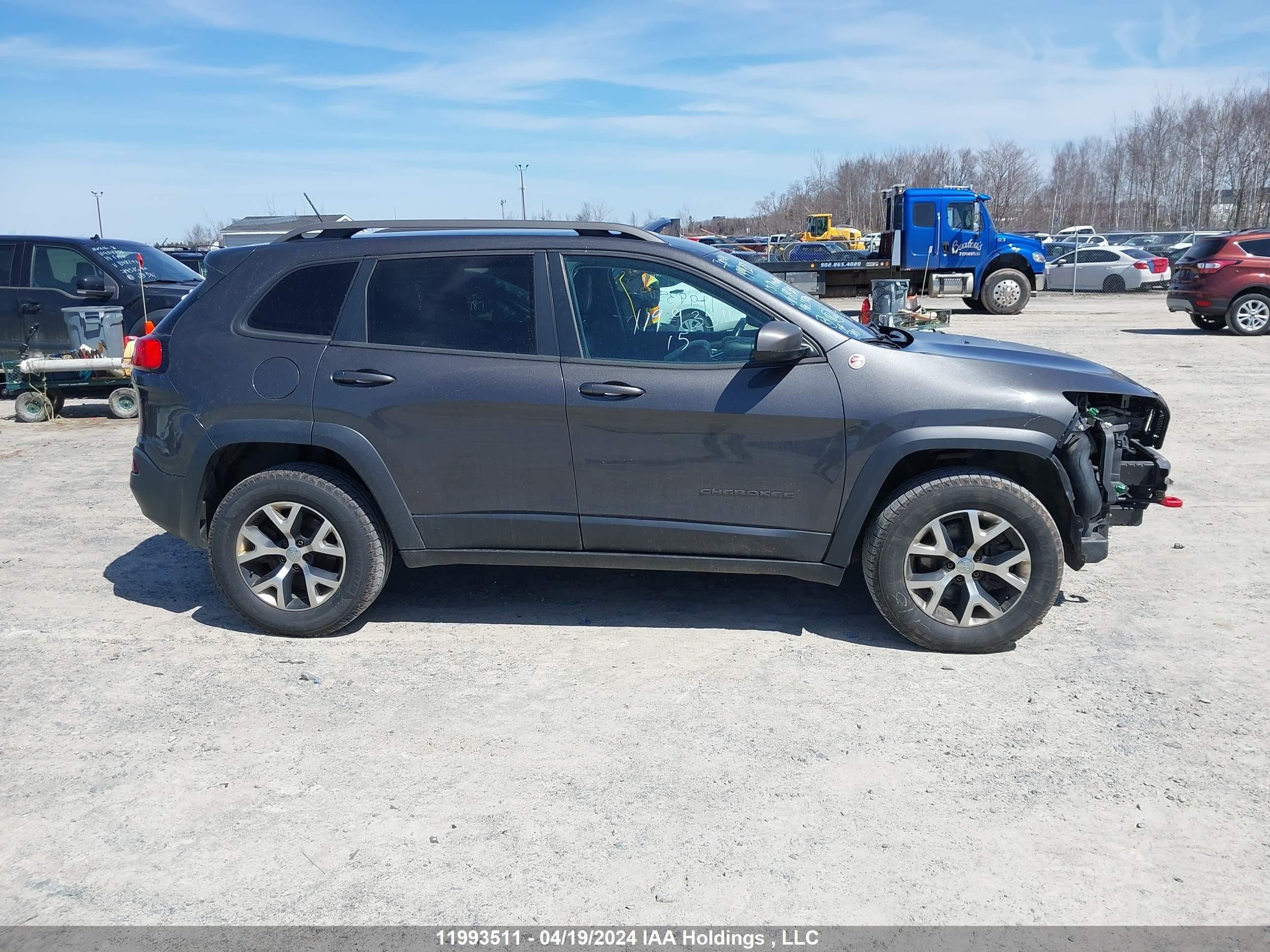 Photo 13 VIN: 1C4PJMBSXFW684885 - JEEP CHEROKEE 