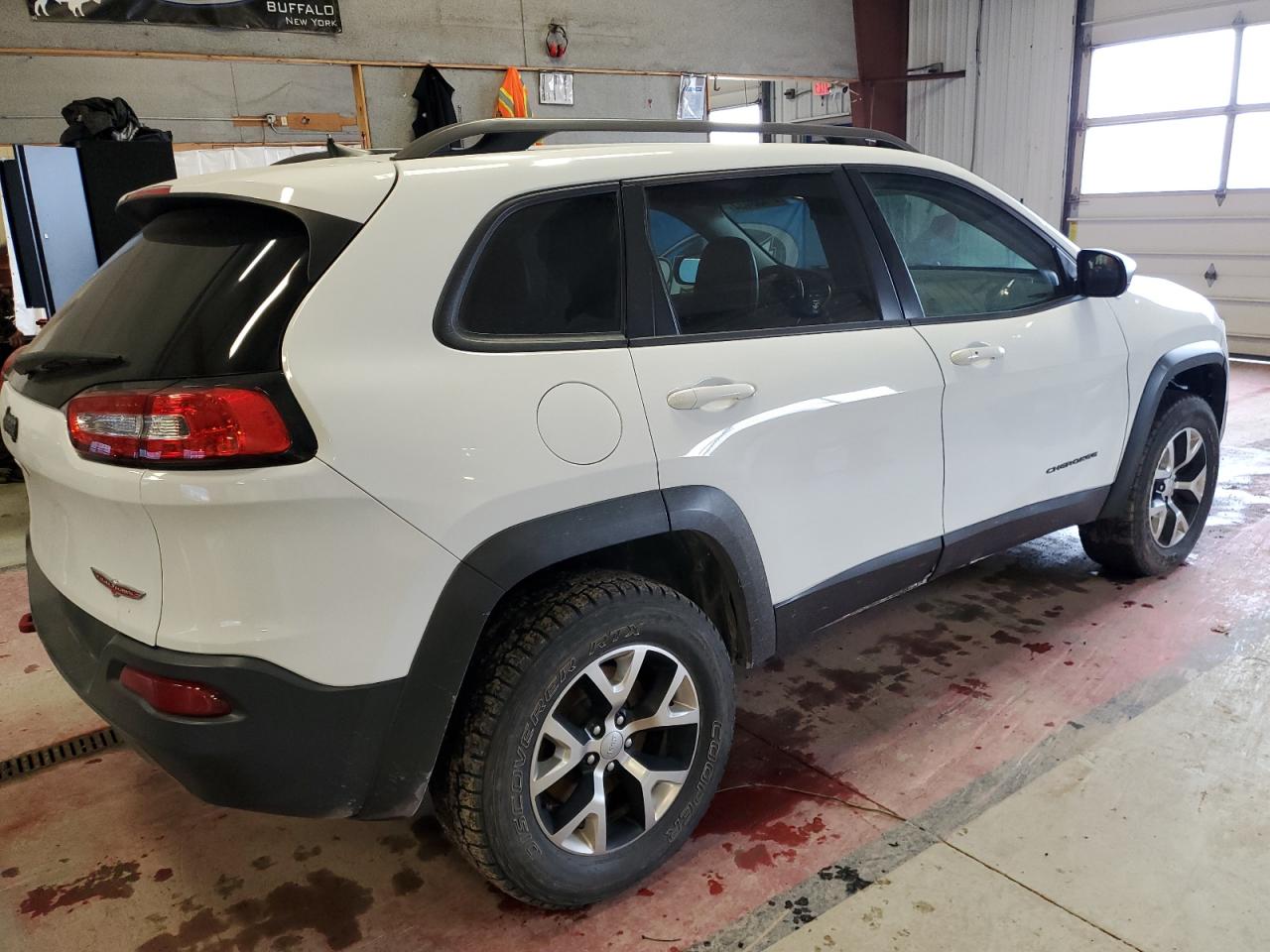 Photo 2 VIN: 1C4PJMBSXGW153381 - JEEP CHEROKEE T 