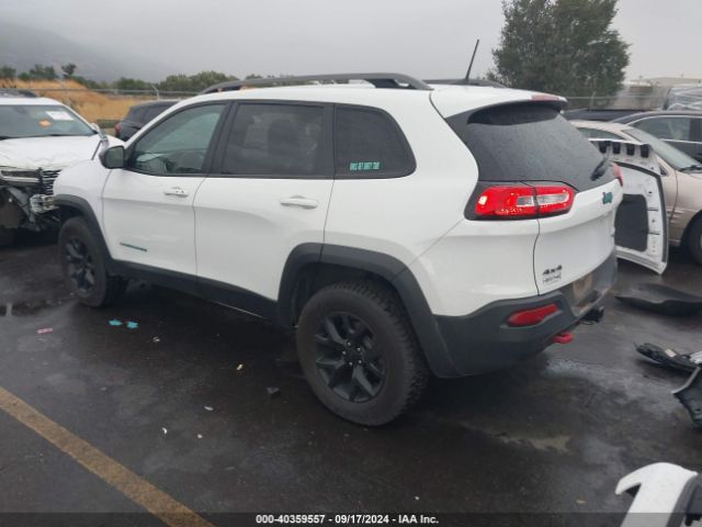 Photo 2 VIN: 1C4PJMBSXGW360451 - JEEP CHEROKEE 