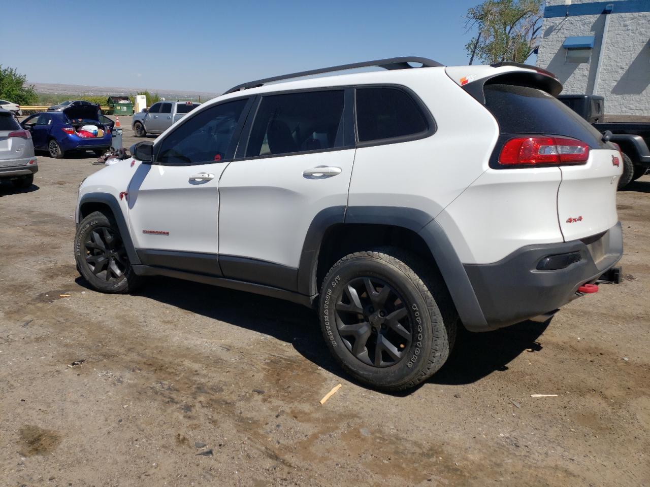 Photo 1 VIN: 1C4PJMBSXHD228089 - JEEP CHEROKEE 