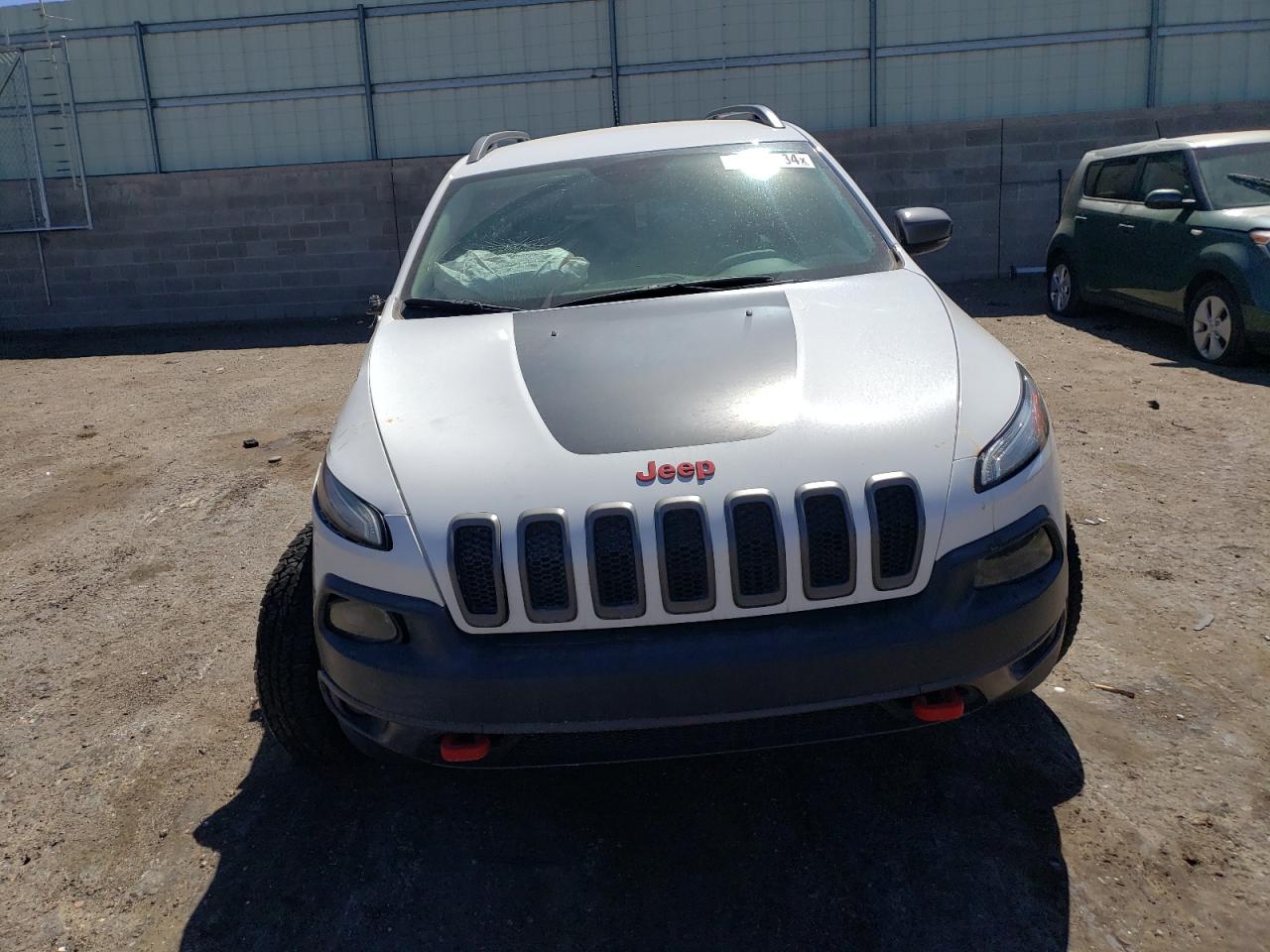 Photo 4 VIN: 1C4PJMBSXHD228089 - JEEP CHEROKEE 