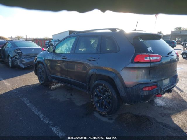 Photo 2 VIN: 1C4PJMBSXHW600423 - JEEP CHEROKEE 