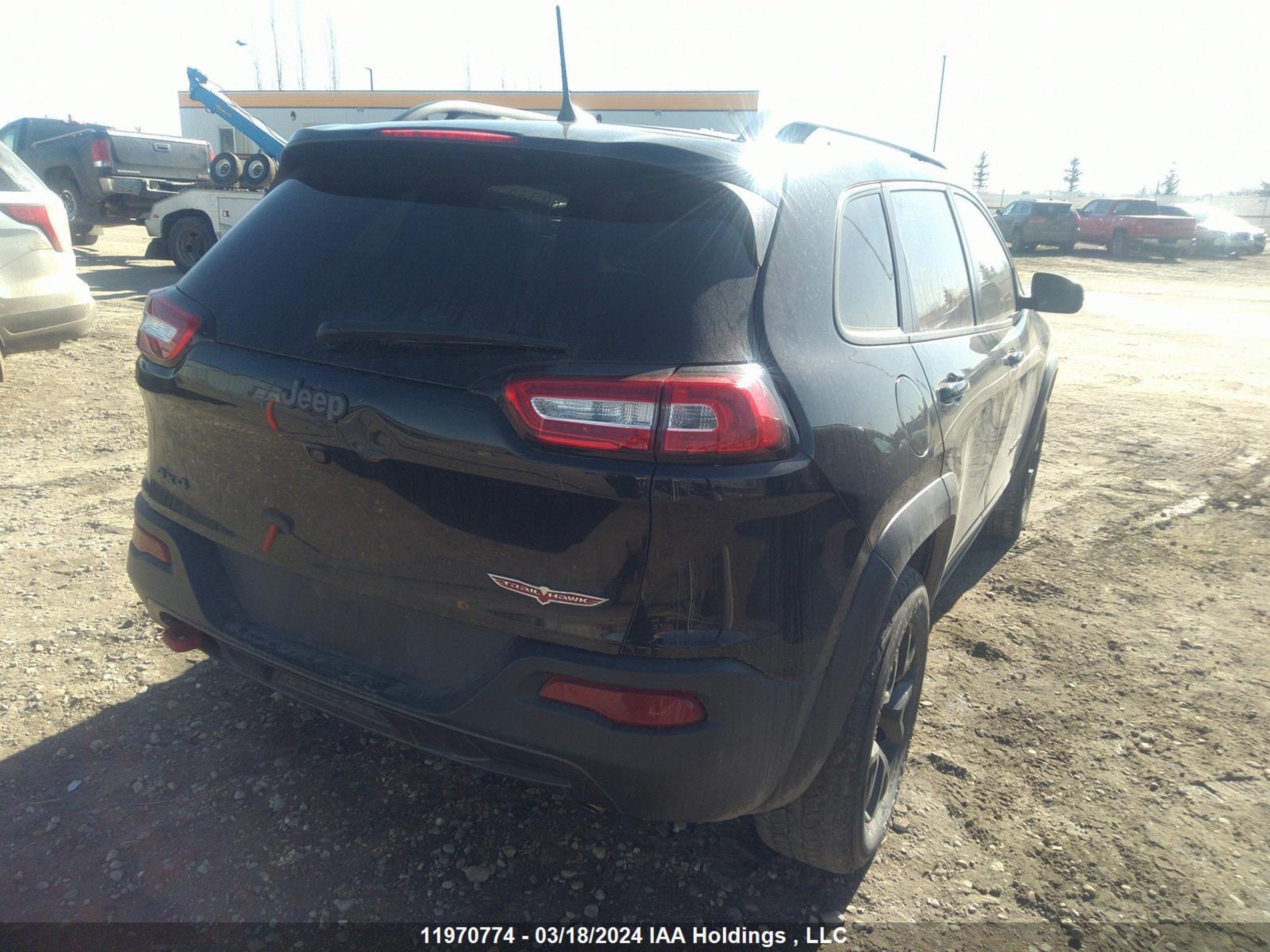 Photo 3 VIN: 1C4PJMBX0JD592183 - JEEP CHEROKEE 