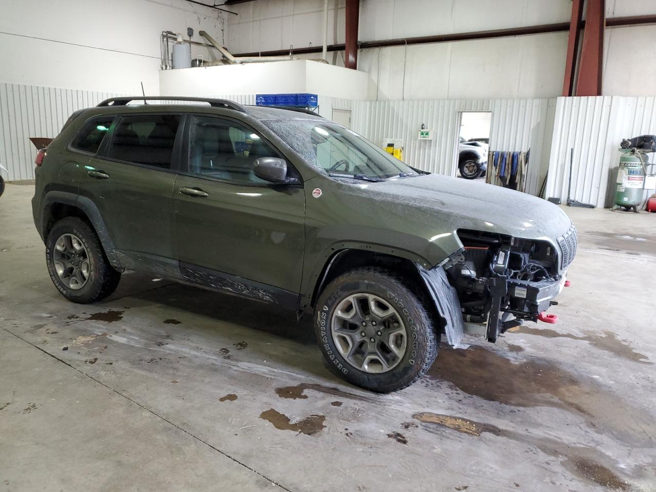 Photo 3 VIN: 1C4PJMBX0KD345750 - JEEP CHEROKEE 