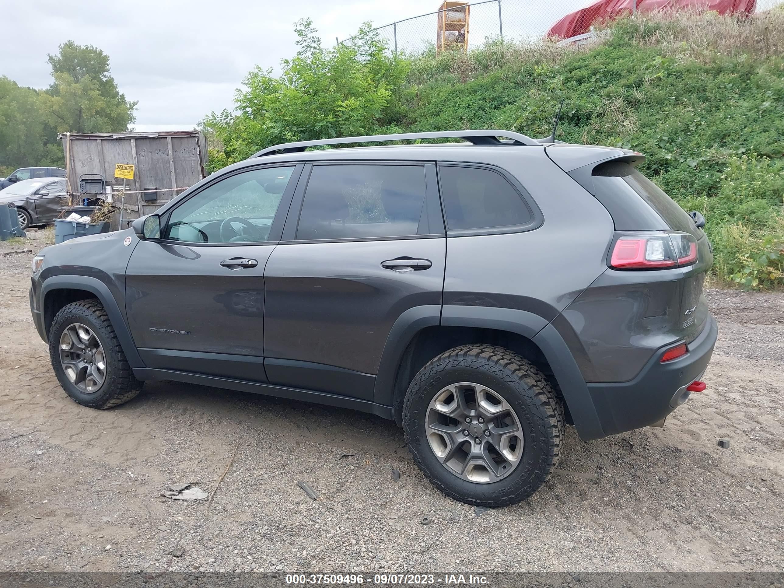 Photo 13 VIN: 1C4PJMBX0KD433486 - JEEP CHEROKEE 