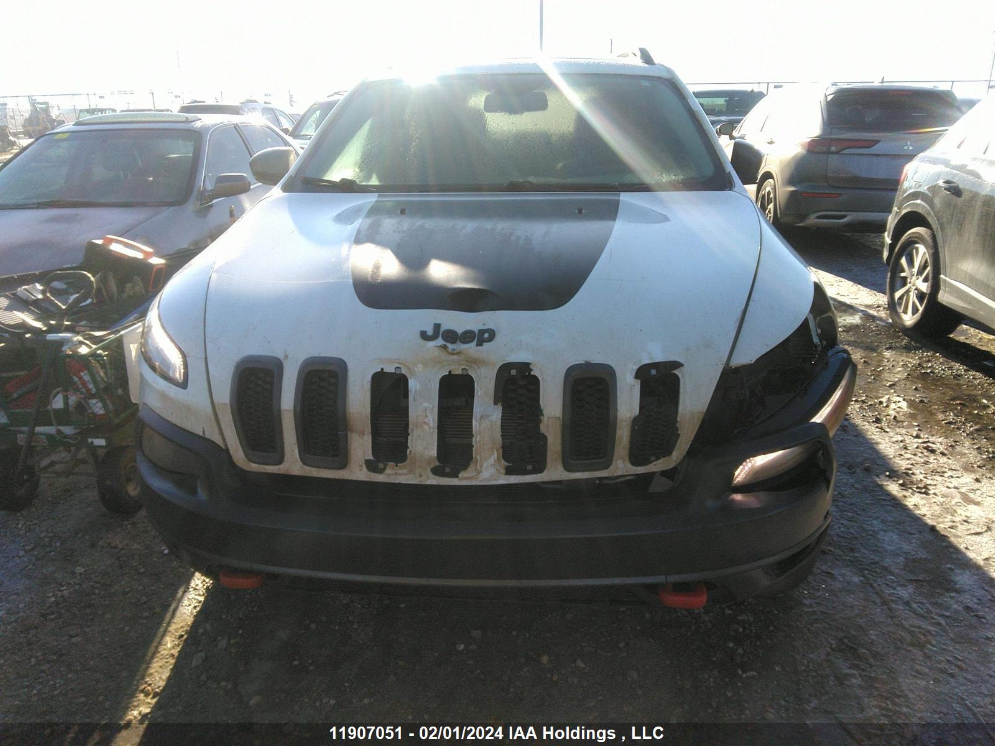 Photo 5 VIN: 1C4PJMBX1JD504970 - JEEP CHEROKEE 