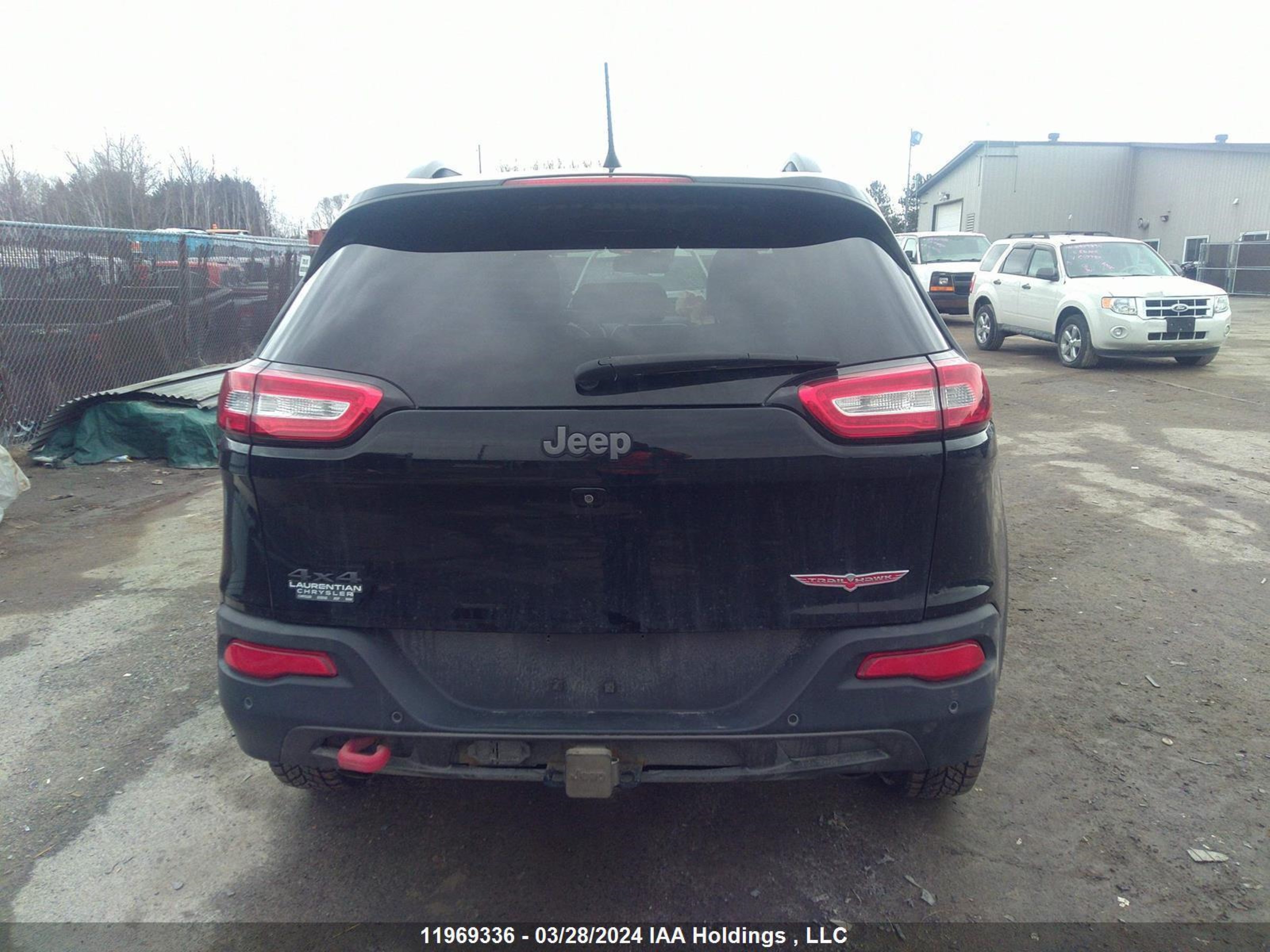 Photo 15 VIN: 1C4PJMBX1JD517590 - JEEP CHEROKEE 