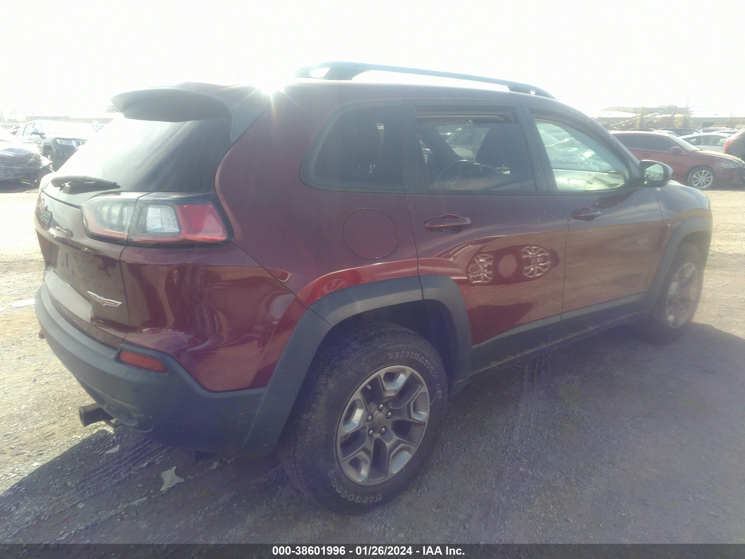 Photo 3 VIN: 1C4PJMBX4KD463414 - JEEP CHEROKEE 