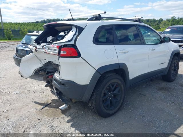 Photo 3 VIN: 1C4PJMBX5JD517110 - JEEP CHEROKEE 