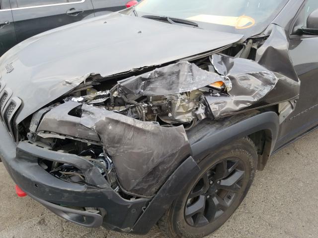 Photo 8 VIN: 1C4PJMBX5JD578246 - JEEP CHEROKEE T 