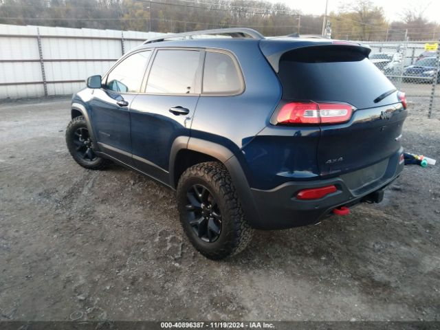 Photo 2 VIN: 1C4PJMBX6JD563786 - JEEP CHEROKEE 