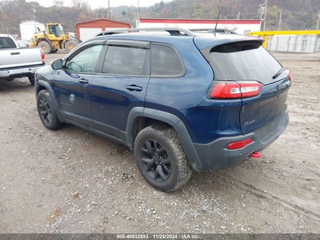 Photo 2 VIN: 1C4PJMBX6JD598103 - JEEP CHEROKEE 