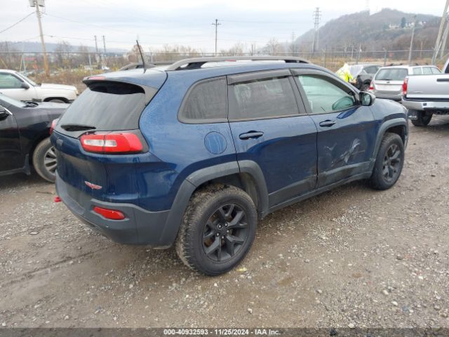 Photo 3 VIN: 1C4PJMBX6JD598103 - JEEP CHEROKEE 