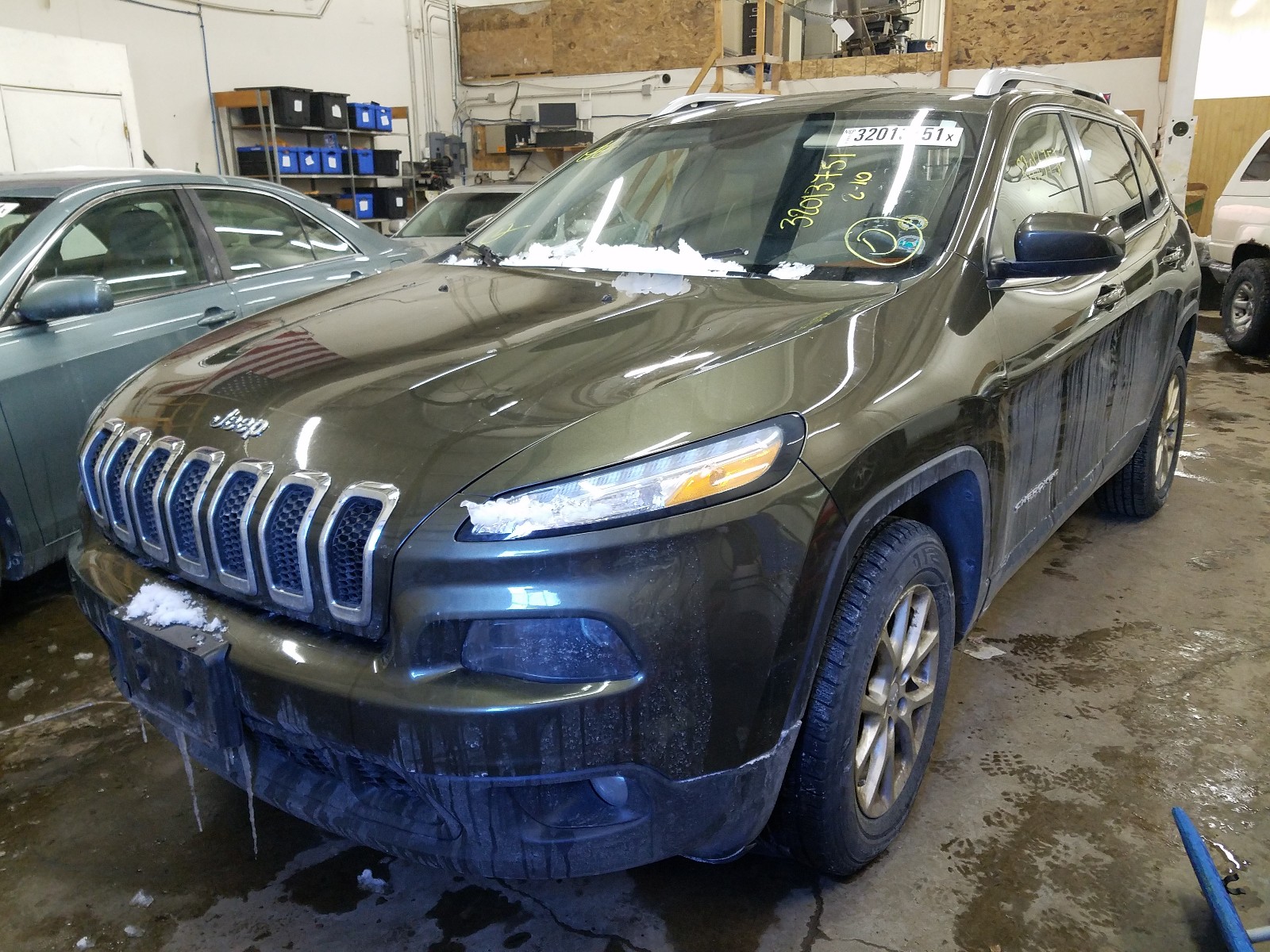 Photo 1 VIN: 1C4PJMCB0EW230917 - JEEP CHEROKEE L 