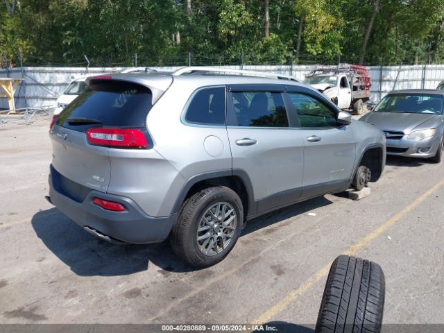 Photo 3 VIN: 1C4PJMCB0FW784542 - JEEP CHEROKEE 