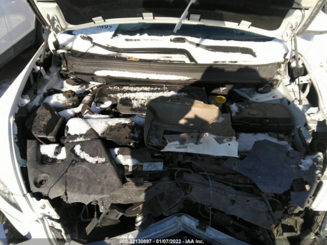 Photo 9 VIN: 1C4PJMCB0GW225428 - JEEP CHEROKEE 