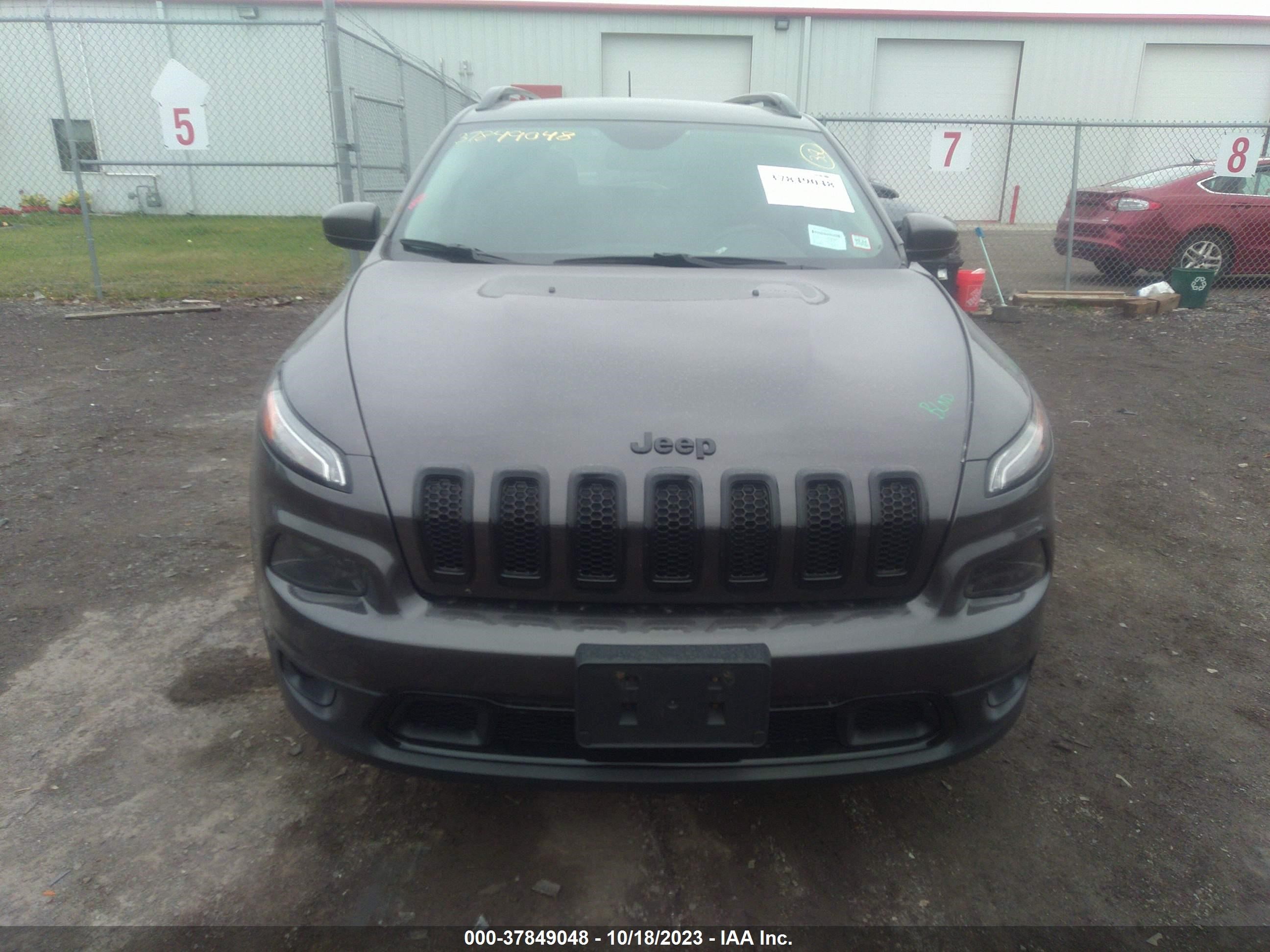 Photo 11 VIN: 1C4PJMCB0JD543617 - JEEP CHEROKEE 