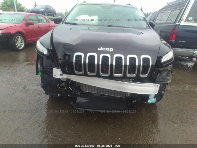 Photo 5 VIN: 1C4PJMCB0JD575404 - JEEP CHEROKEE 