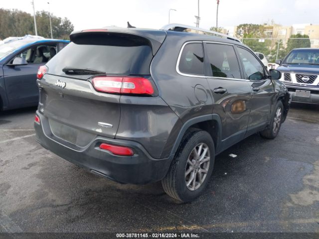 Photo 3 VIN: 1C4PJMCB1GW141764 - JEEP CHEROKEE 