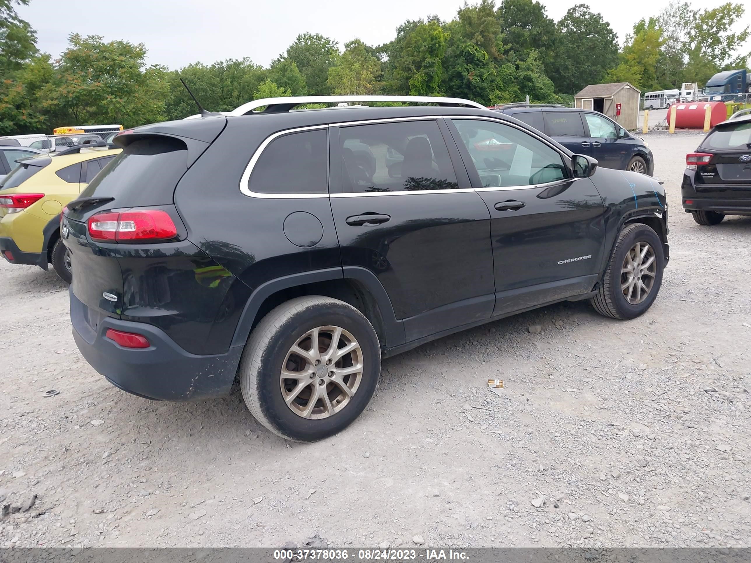 Photo 3 VIN: 1C4PJMCB1GW263265 - JEEP CHEROKEE 