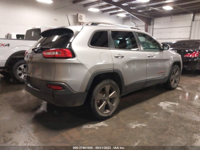 Photo 3 VIN: 1C4PJMCB1GW277036 - JEEP CHEROKEE 