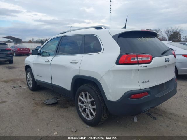 Photo 2 VIN: 1C4PJMCB1HW629100 - JEEP CHEROKEE 