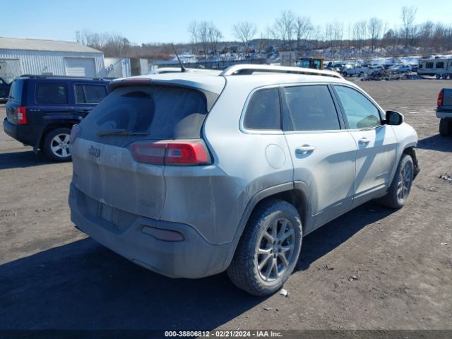 Photo 3 VIN: 1C4PJMCB2FW734841 - JEEP CHEROKEE 