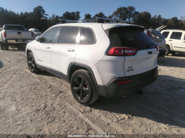 Photo 2 VIN: 1C4PJMCB2FW775177 - JEEP CHEROKEE 