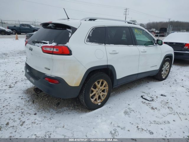 Photo 3 VIN: 1C4PJMCB2GW196949 - JEEP CHEROKEE 