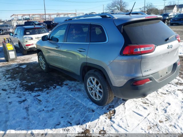 Photo 2 VIN: 1C4PJMCB3FW550797 - JEEP CHEROKEE 