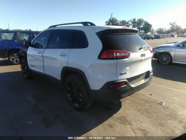 Photo 2 VIN: 1C4PJMCB3GW157030 - JEEP CHEROKEE 