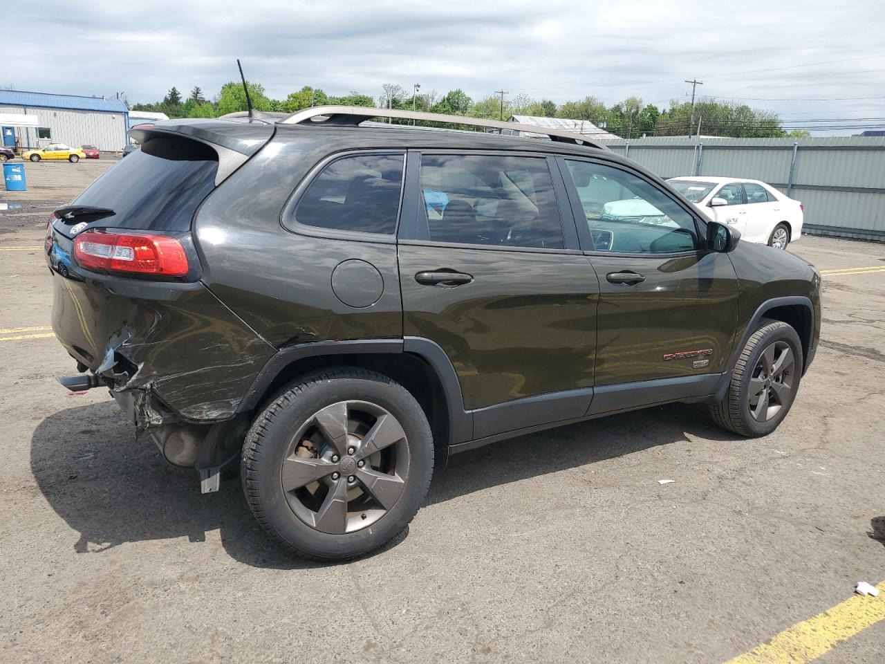 Photo 2 VIN: 1C4PJMCB3GW278186 - JEEP GRAND CHEROKEE 