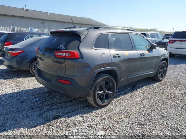 Photo 3 VIN: 1C4PJMCB3JD526696 - JEEP CHEROKEE 