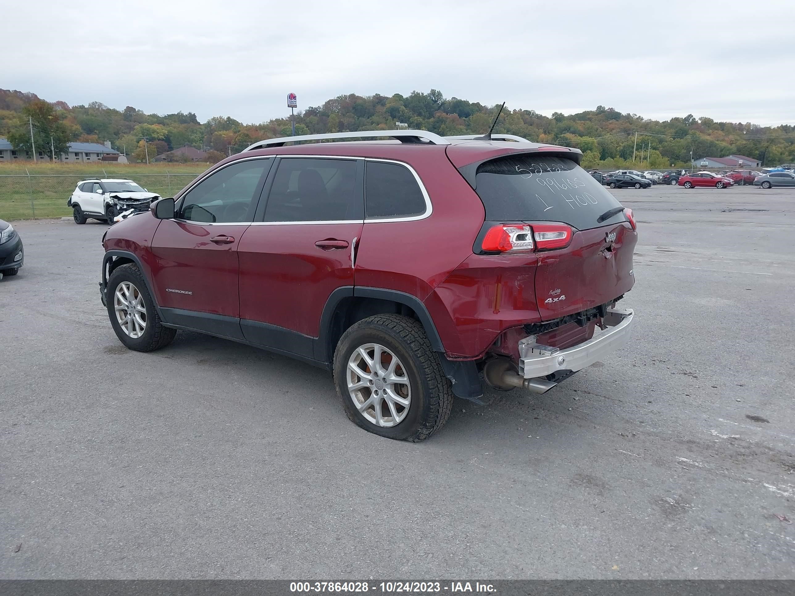 Photo 2 VIN: 1C4PJMCB3JD603163 - JEEP CHEROKEE 