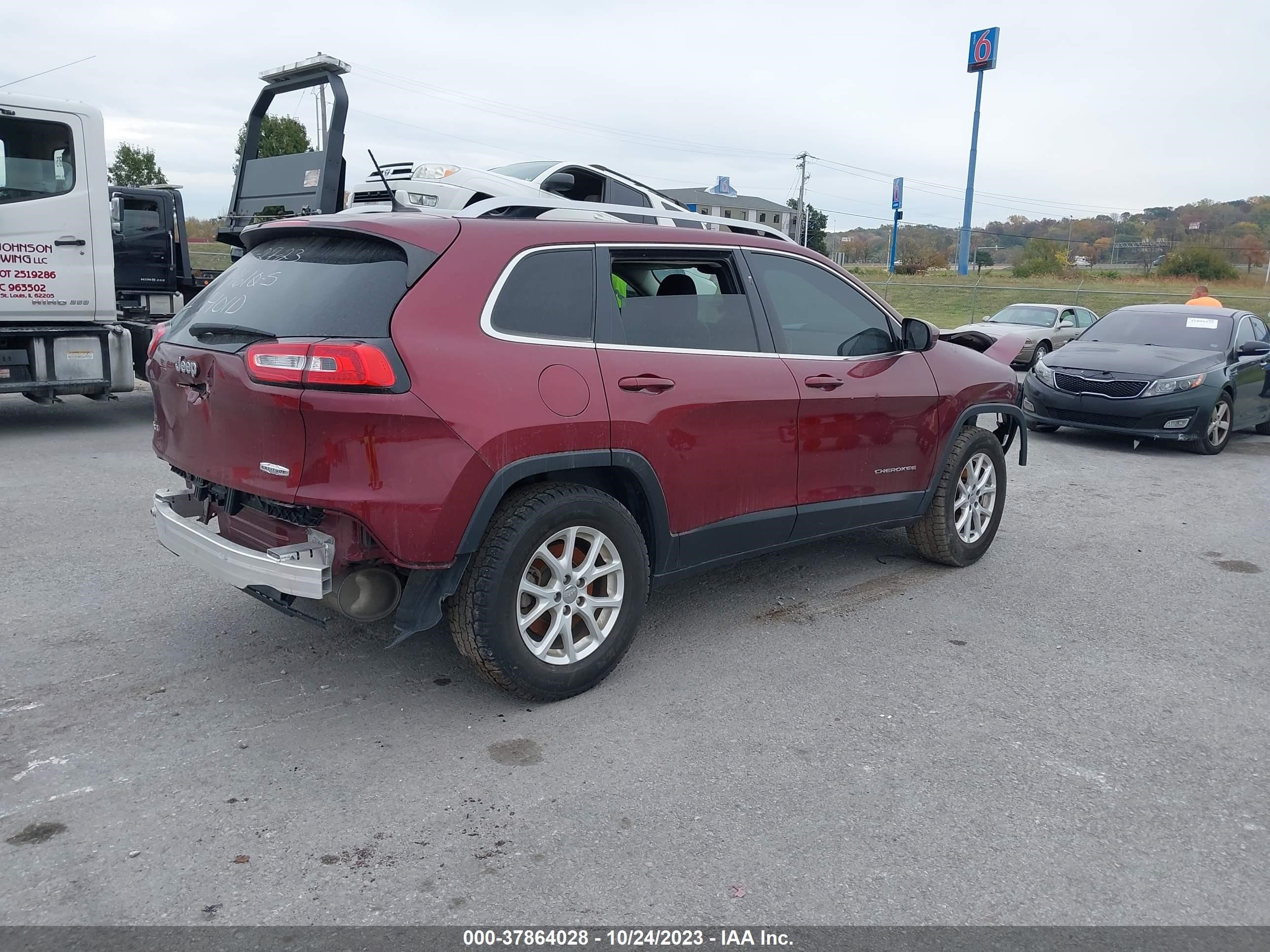 Photo 3 VIN: 1C4PJMCB3JD603163 - JEEP CHEROKEE 