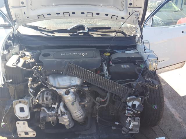 Photo 6 VIN: 1C4PJMCB4EW121182 - JEEP CHEROKEE L 