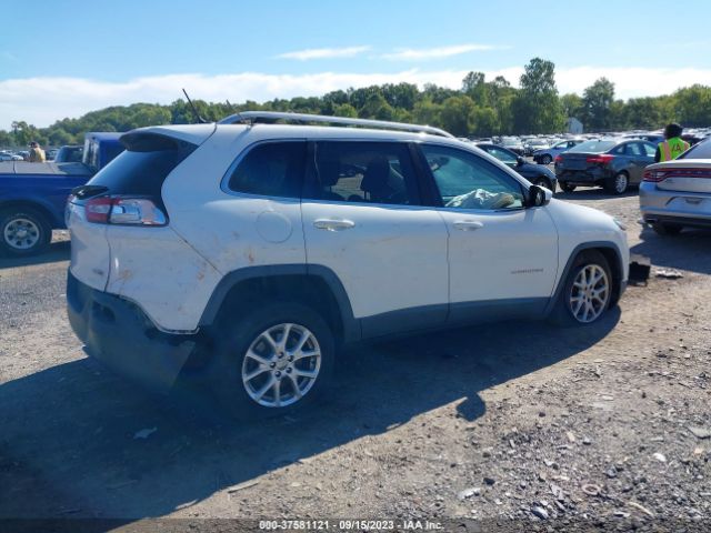 Photo 3 VIN: 1C4PJMCB4FW662380 - JEEP CHEROKEE 