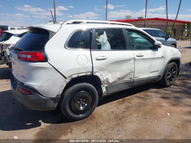 Photo 3 VIN: 1C4PJMCB4GW266435 - JEEP CHEROKEE 