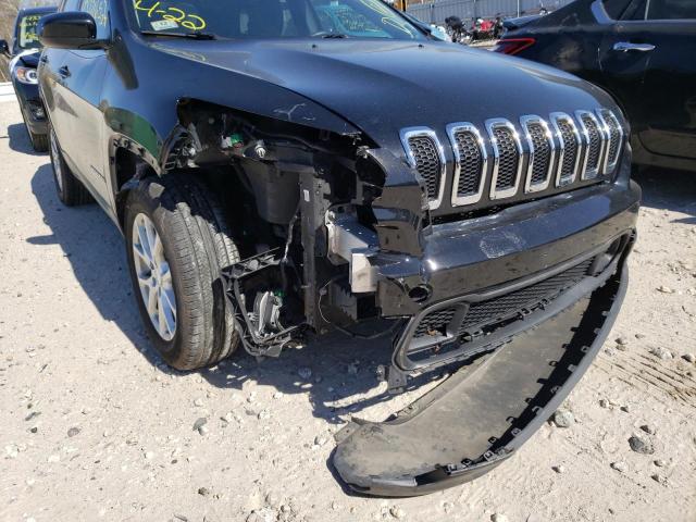 Photo 8 VIN: 1C4PJMCB4HW575775 - JEEP CHEROKEE 