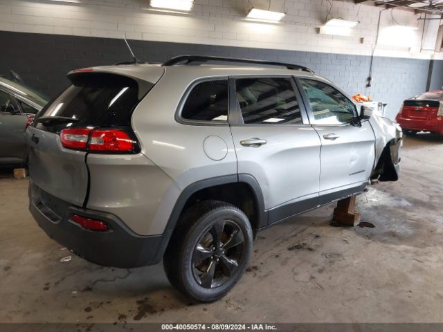 Photo 3 VIN: 1C4PJMCB5FW764464 - JEEP CHEROKEE 