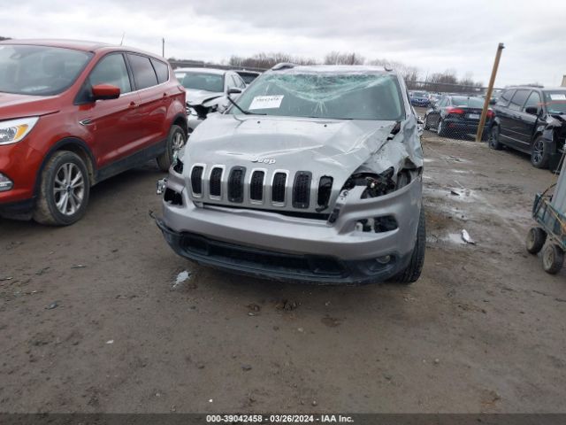 Photo 5 VIN: 1C4PJMCB5GW295524 - JEEP CHEROKEE 