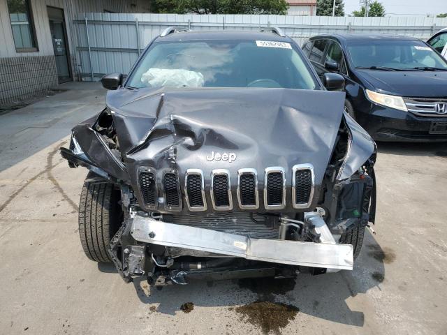 Photo 4 VIN: 1C4PJMCB5HW588051 - JEEP GRAND CHEROKEE 